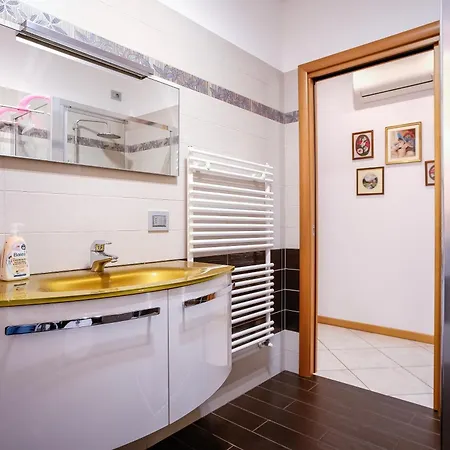 Casa Simona Appartement Salionze